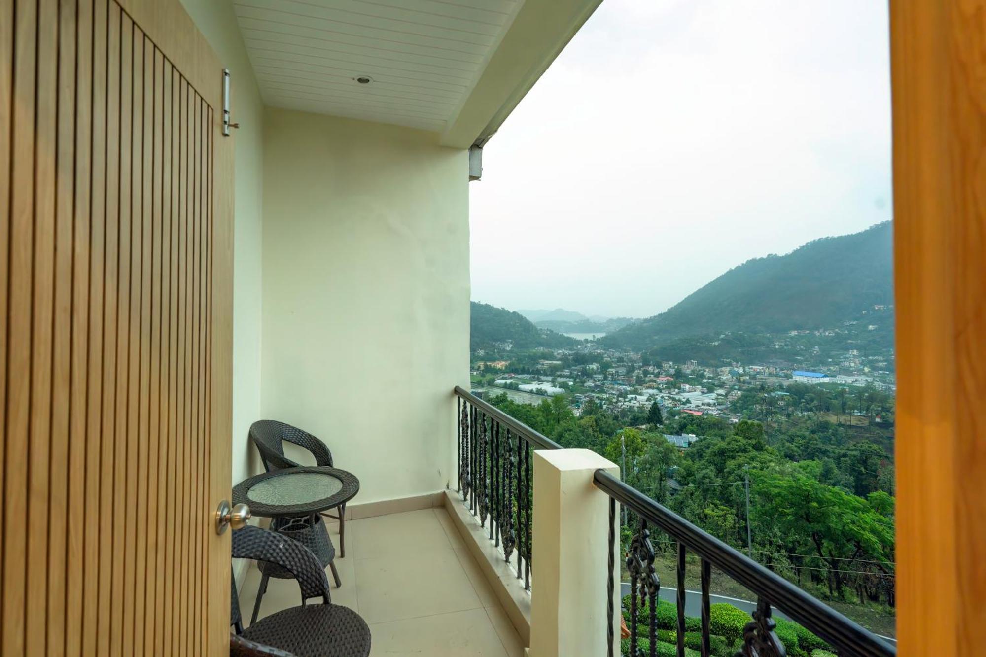Excel Hotels And Resorts Bhimtal Exterior photo