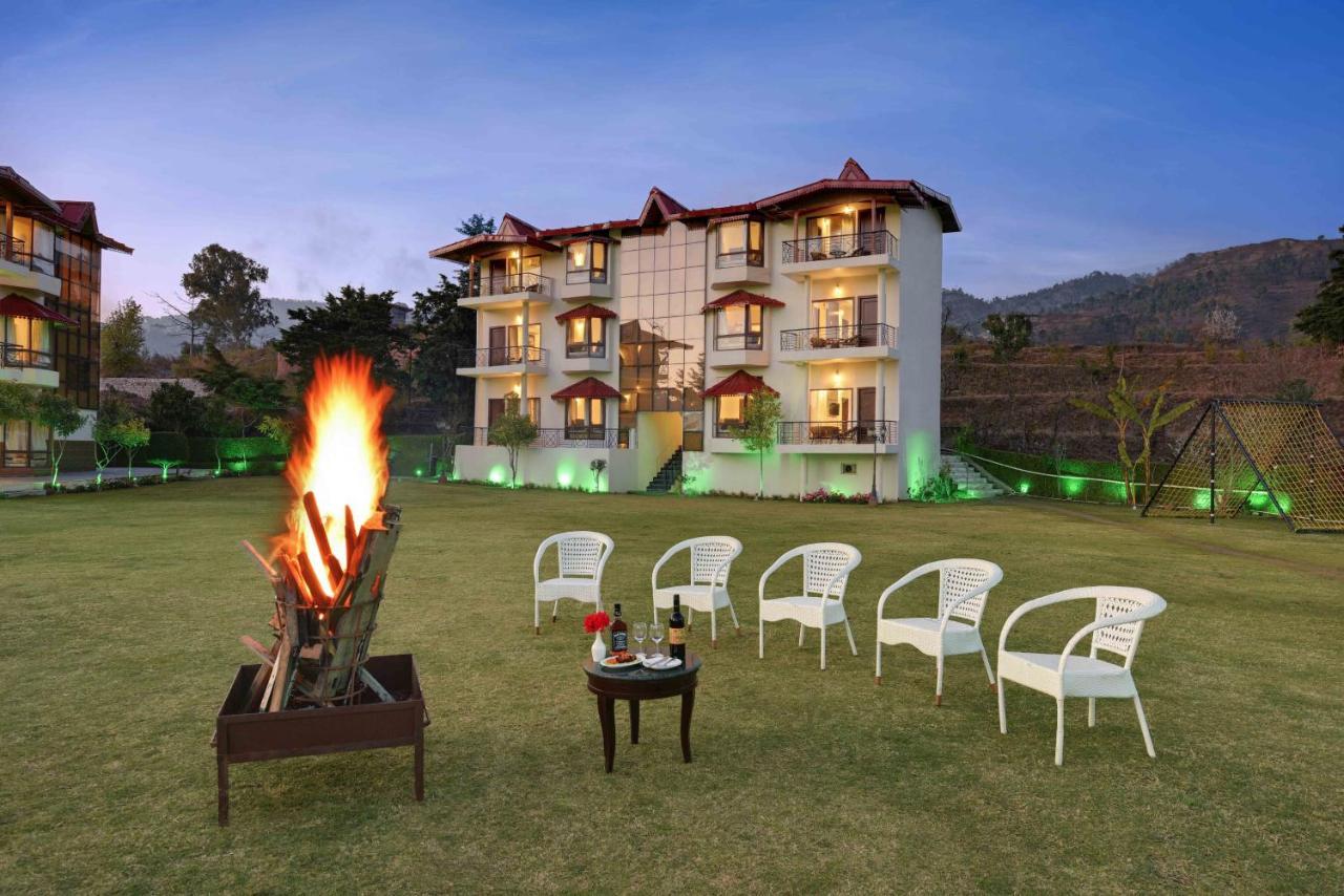 Merak Resort, Bhimtal Exterior photo